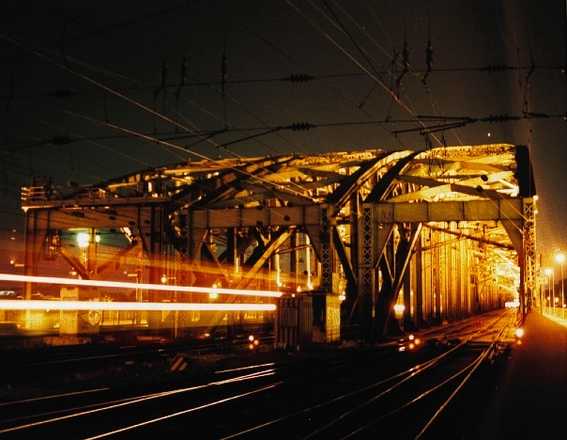 imp-sf13.jpg (13058 Byte)