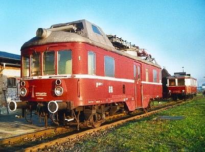 imp-sf12.jpg (30169 Byte)